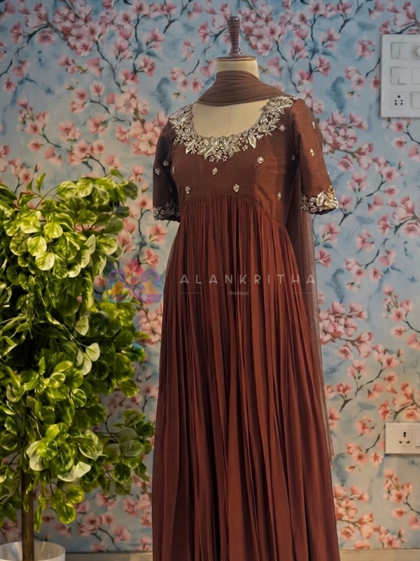 Espresso Elegance Hand-Embroidered Georgette Set